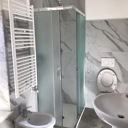 Valentina 3*