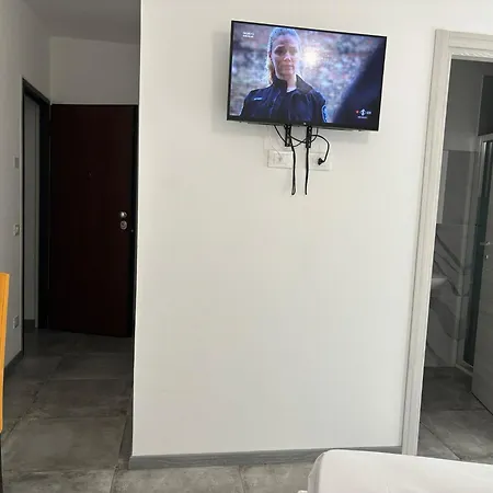Valentina Guest house *